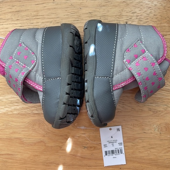 NWT Gray pink little girl baby boots - Picture 8 of 8